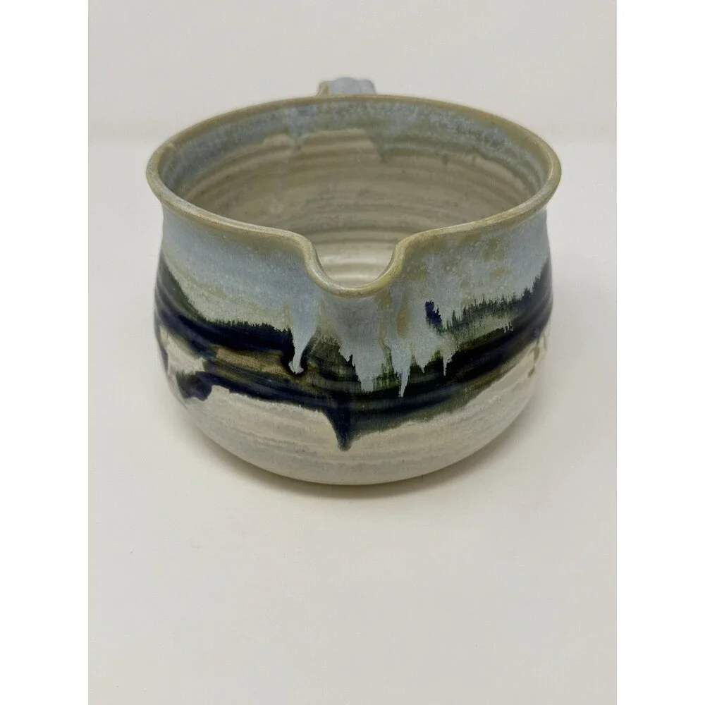 WISNEWSKI pour spout serving bowl Glaze Pottery
